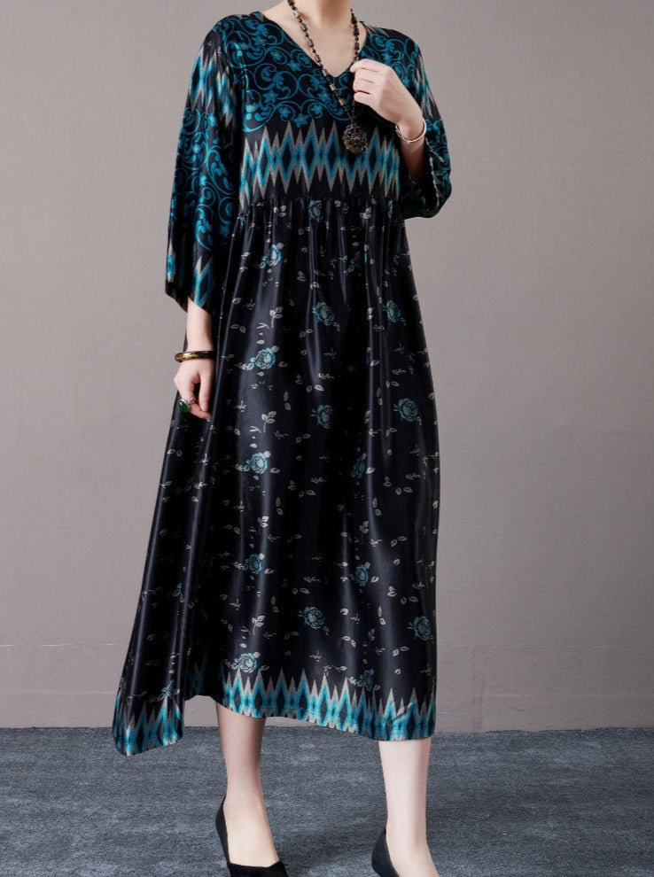 Bohemian Black and Silver Patterned Maxi Dress - Image 7