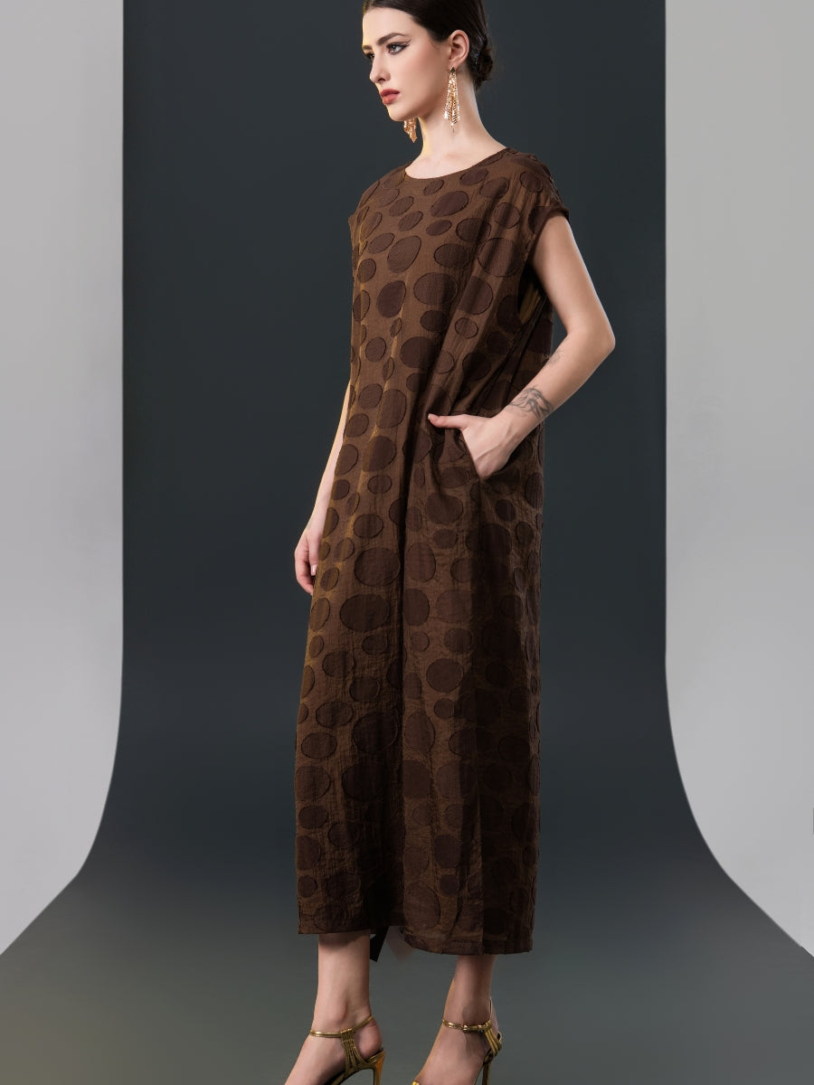 Chic Brown Sleeveless Maxi Dress with Polka Dot Texture - Image 8
