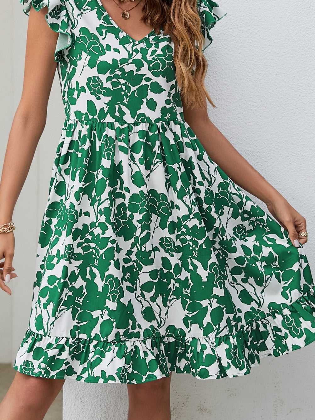 Bohemian Leaf Print Loose Pleated V-Neck Mini Dress with Fashionable Style - Image 7
