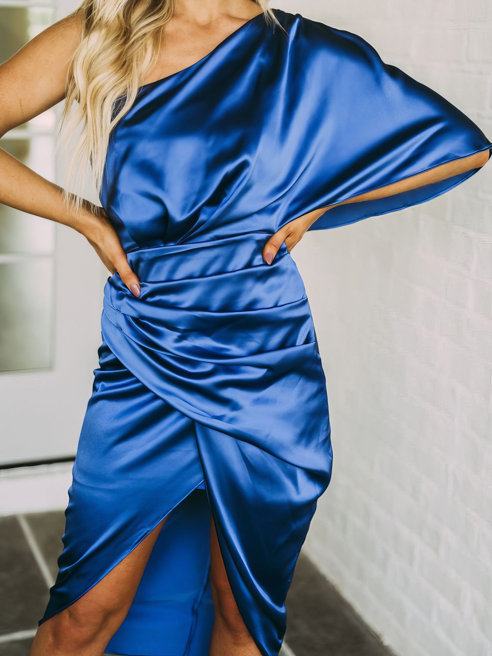 One-Shoulder Sleeve Irregular Slit Dress - Image 11