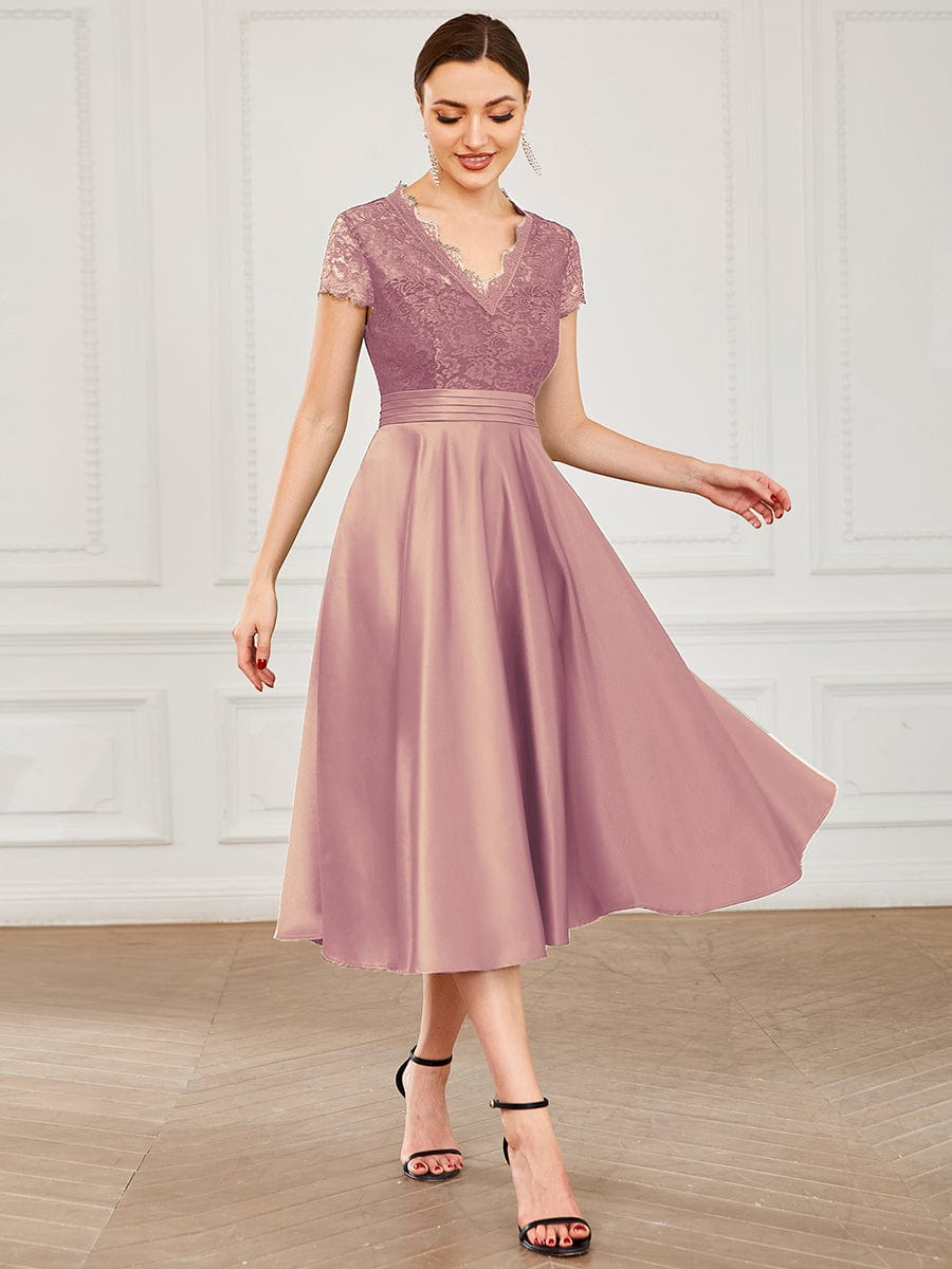 Stylish Knee-Length Women's Cocktail Dress with Short Sleeves - Image 26